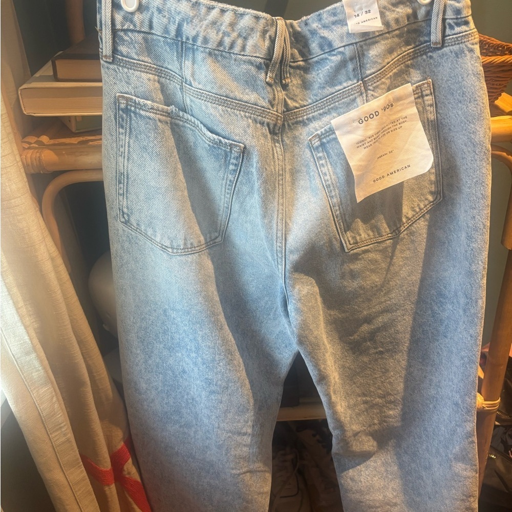 Good American Good 90s Relaxed Blue Distressed Flare Jeans NWT - Picture 6 of 6